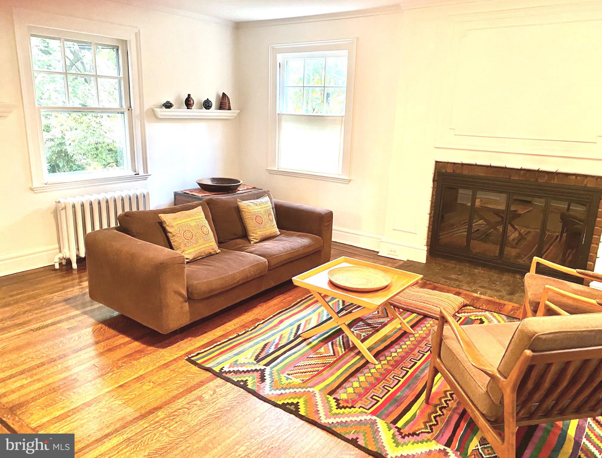 14 Snowden Road Bala Cynwyd, PA 19004 - Photo 8 of 59 Furnished living room