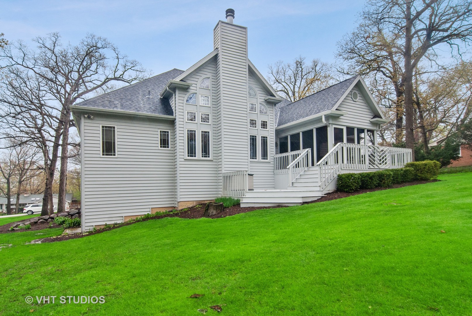 43W887 Old Midlothian Road Elburn, IL 60119 - Photo 33 of 35 a front view of a house with a garden and yard