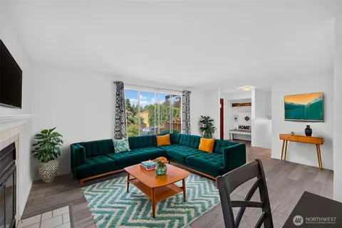 $1,144,000 | 13236 Northeast 129th Place, Kirkland, WA 98034
