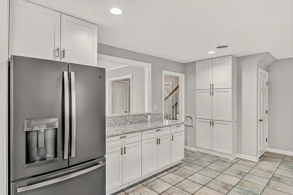 $899,950 | 4118 Belle Aire Circle Southwest, Roanoke, VA 24018