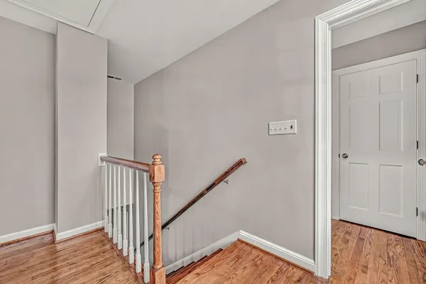 $899,950 | 4118 Belle Aire Circle Southwest, Roanoke, VA 24018