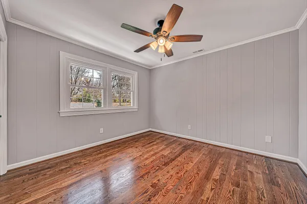 $899,950 | 4118 Belle Aire Circle Southwest, Roanoke, VA 24018