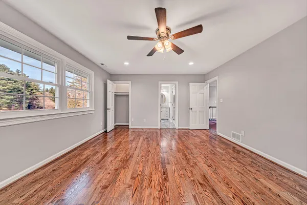 $899,950 | 4118 Belle Aire Circle Southwest, Roanoke, VA 24018