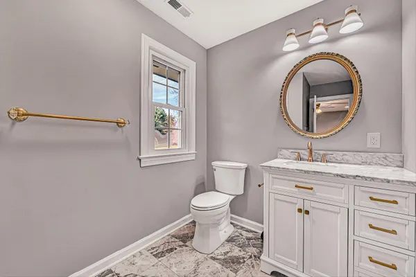 $899,950 | 4118 Belle Aire Circle Southwest, Roanoke, VA 24018