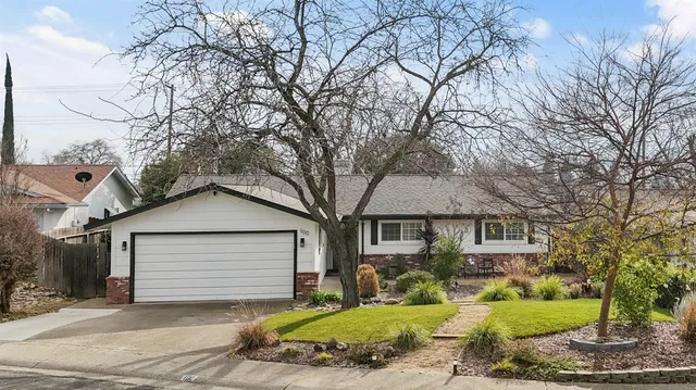 $599,000 | 100 Briarcliff Court, Folsom, CA 95630