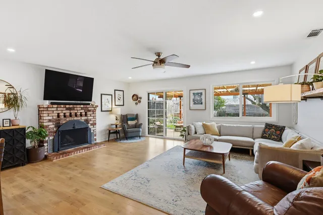 $599,000 | 100 Briarcliff Court, Folsom, CA 95630