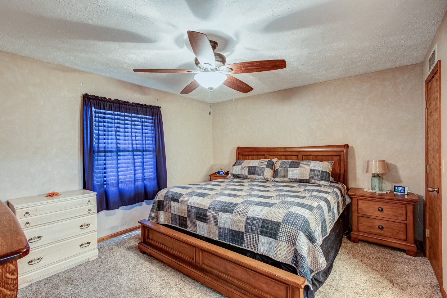 2555 East Degonia Road Boonville, IN 47601 - Photo 15 of 36 Gallery Image 15