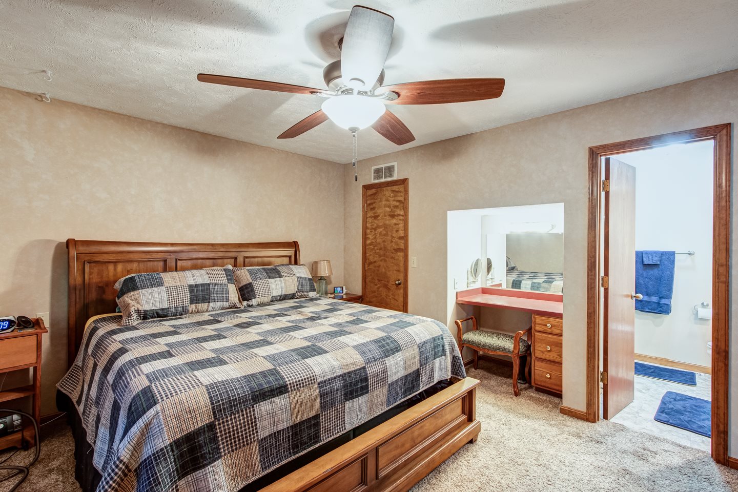 2555 East Degonia Road Boonville, IN 47601 - Photo 17 of 36 Gallery Image 17