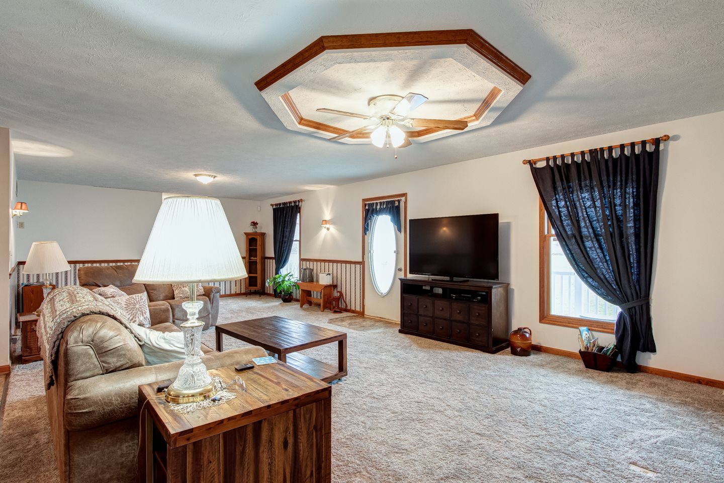 2555 East Degonia Road Boonville, IN 47601 - Photo 3 of 36 Gallery Image 3