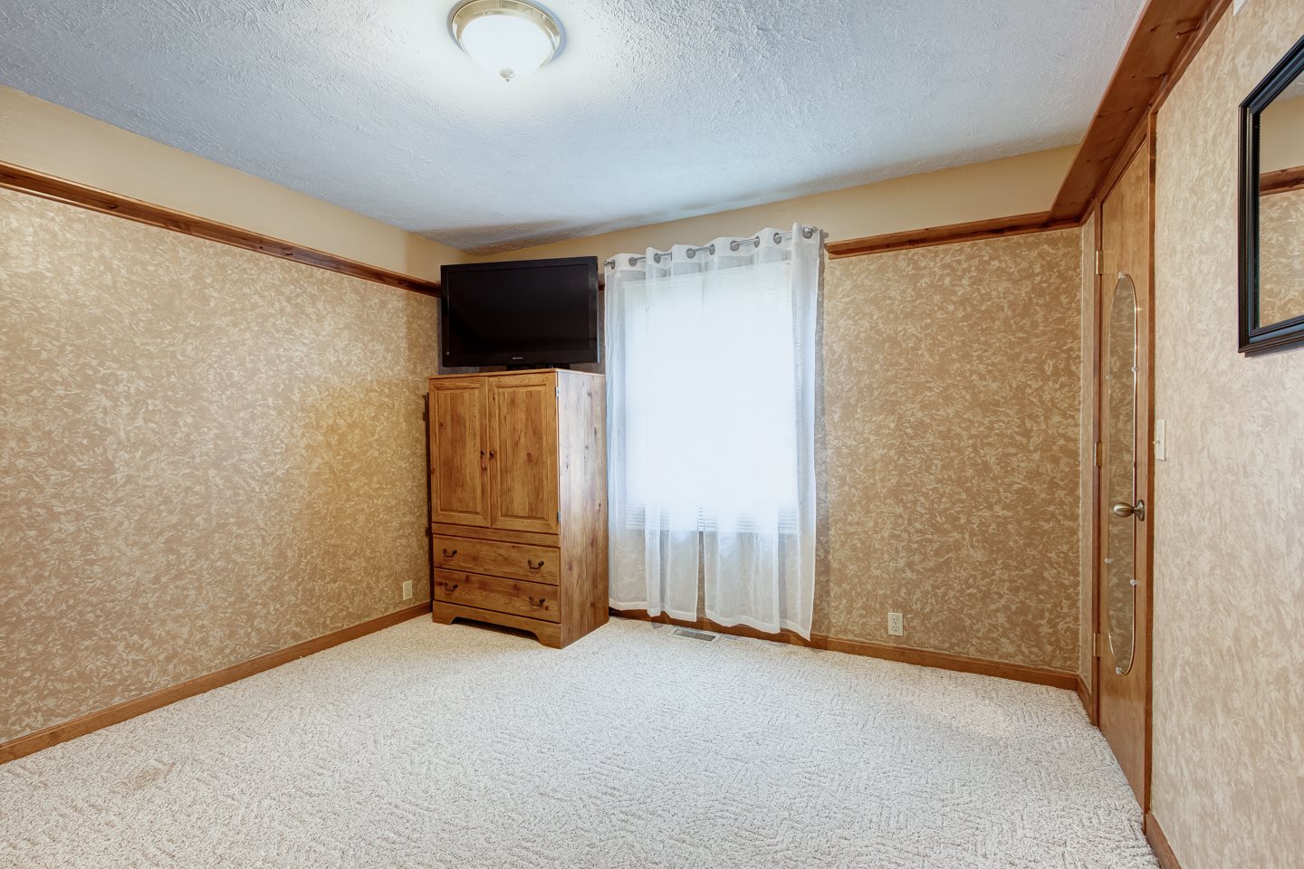 2555 East Degonia Road Boonville, IN 47601 - Photo 21 of 36 Gallery Image 21