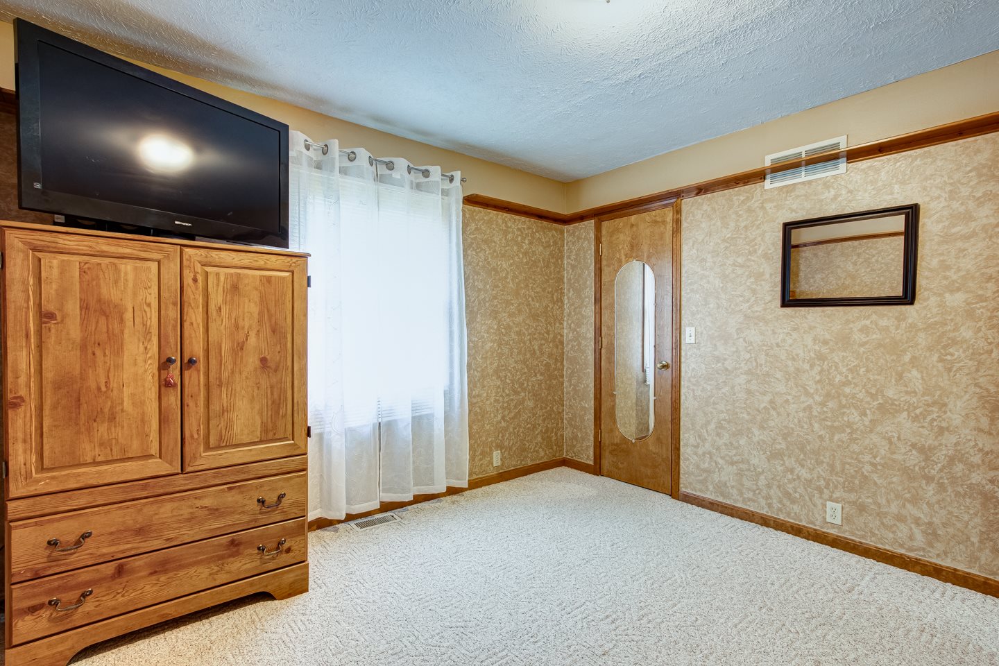 2555 East Degonia Road Boonville, IN 47601 - Photo 22 of 36 Gallery Image 22