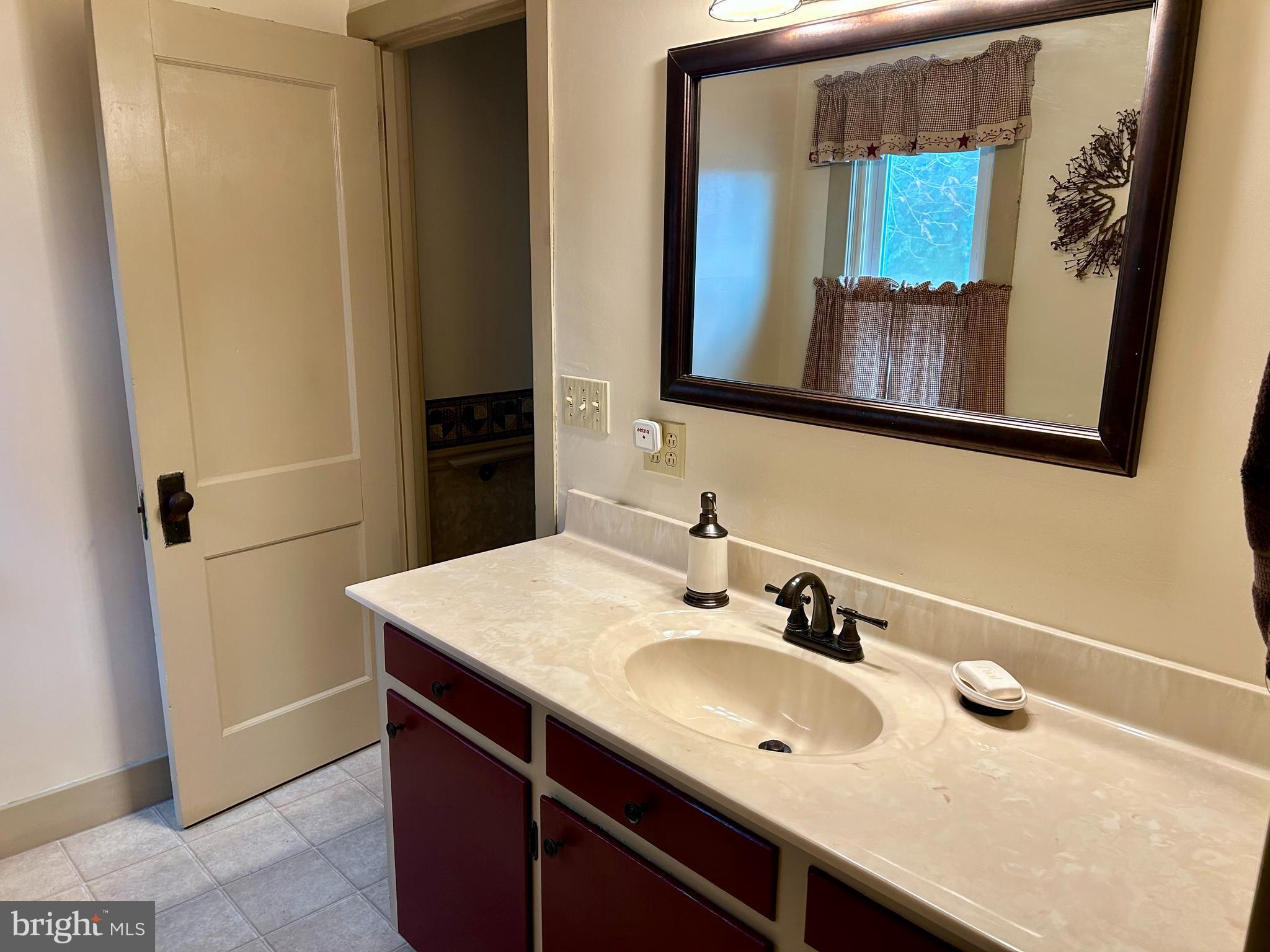 83 York Avenue Spring Grove, PA 17362 - Photo 18 of 24 Gallery Image 18