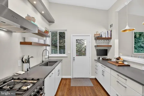 $2,200,000 | 3238 Rodman Street Northwest, Washington, DC 20008