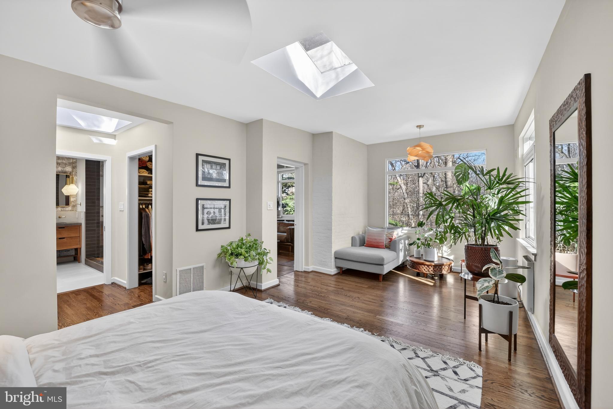 3238 Rodman Street Northwest Washington, DC 20008 - Photo 20 of 45