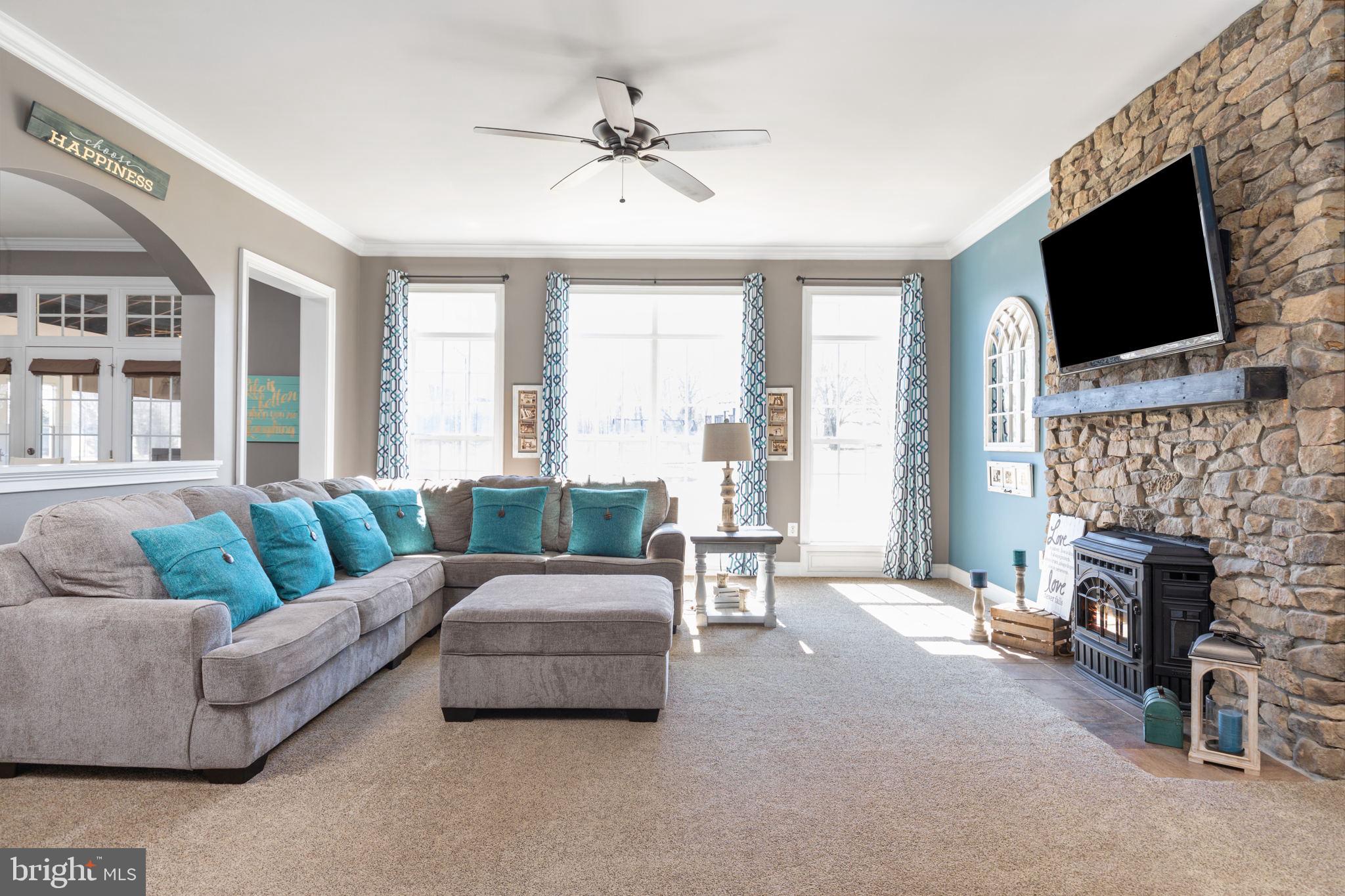 35571 Sunny Ridge Road Round Hill, VA 20141 - Photo 14 of 76