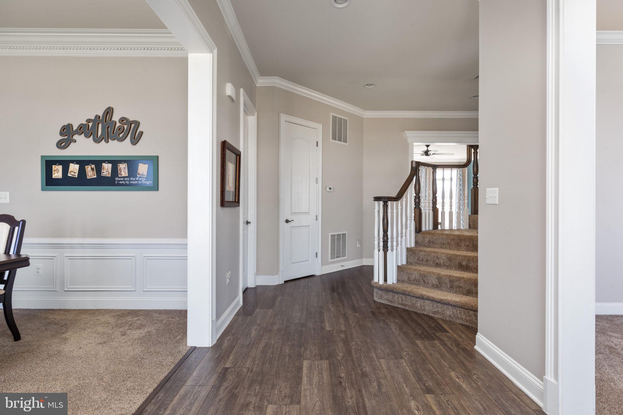 35571 Sunny Ridge Road Round Hill, VA 20141 - Photo 2 of 76