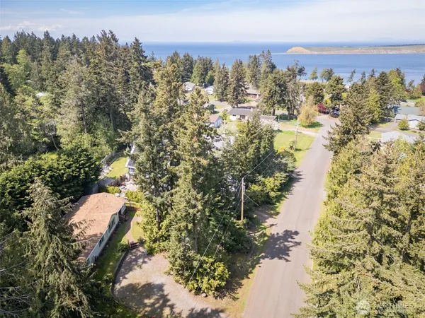 $399,000 | 423 Fleming Drive, Sequim, WA 98382