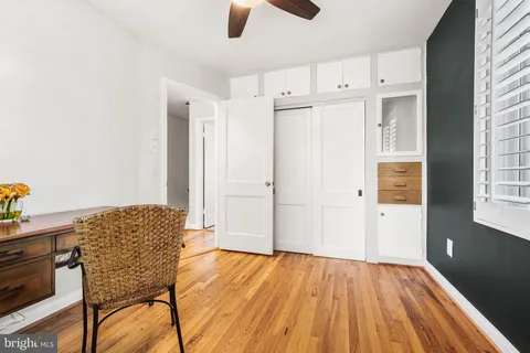 $599,999 | 6801 Radcliffe Drive, Alexandria, VA 22307