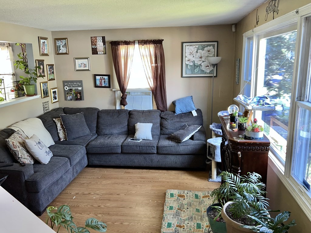 96-98 Arthur Street Springfield, MA 01104 - Photo 10 of 16