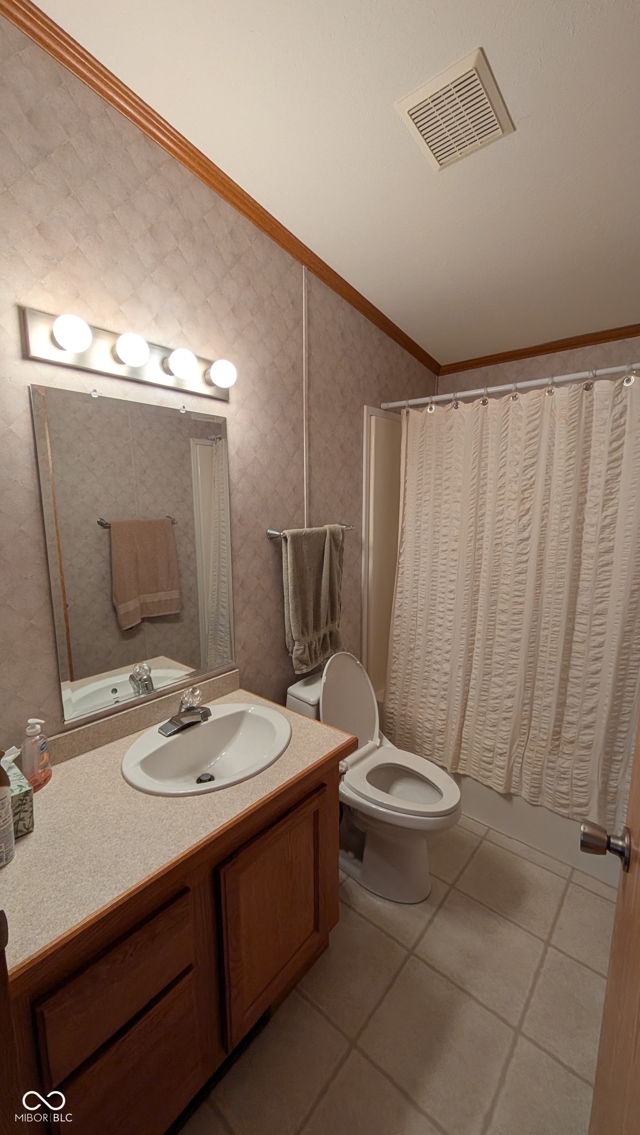 901 South Lancaster Road Muncie, IN 47302 - Photo 13 of 17