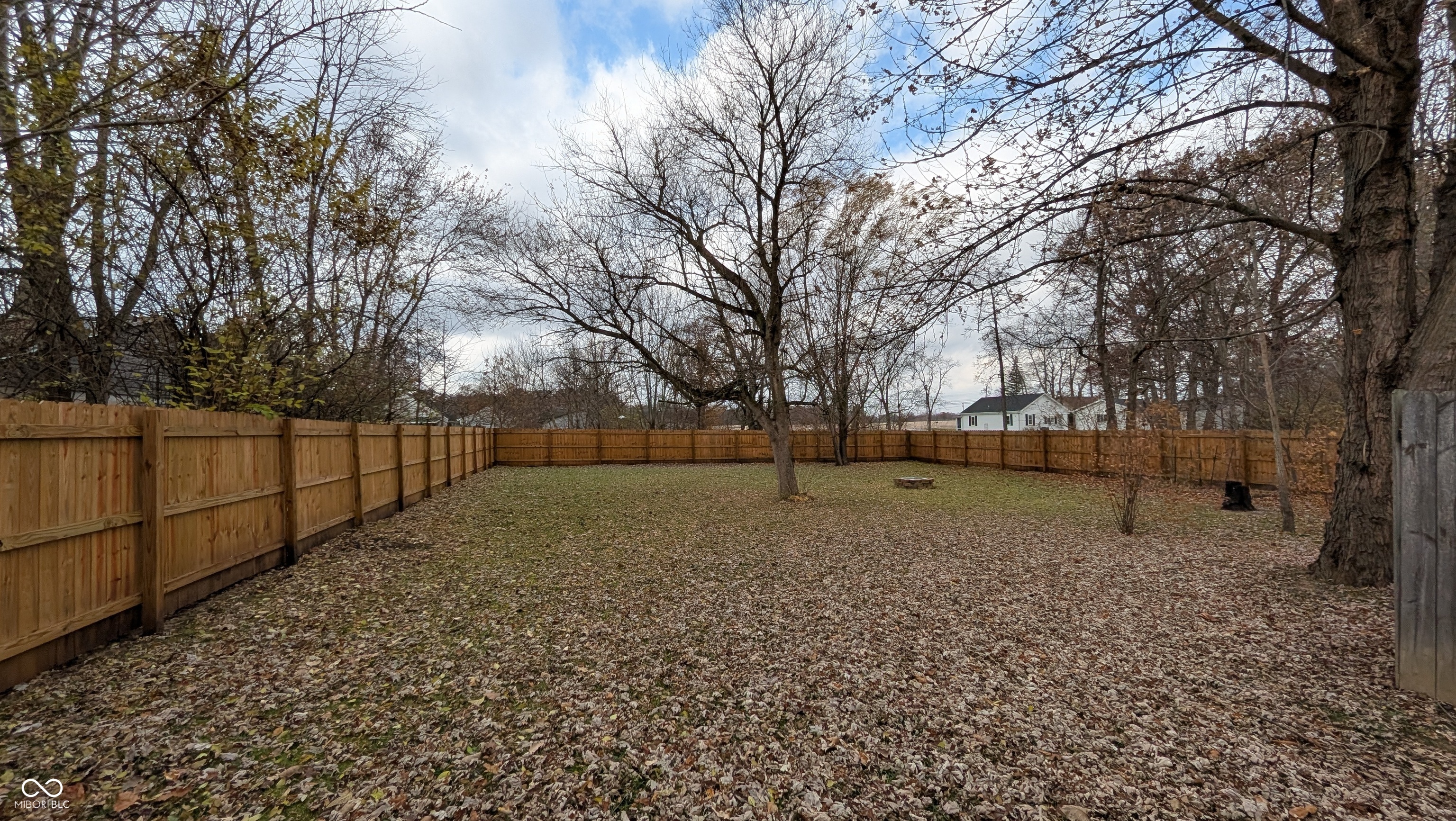 901 South Lancaster Road Muncie, IN 47302 - Photo 2 of 17