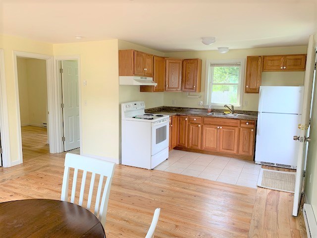 86 Hemlock Road South Kingstown, RI 02879 - Photo 7 of 31 Gallery Image 7