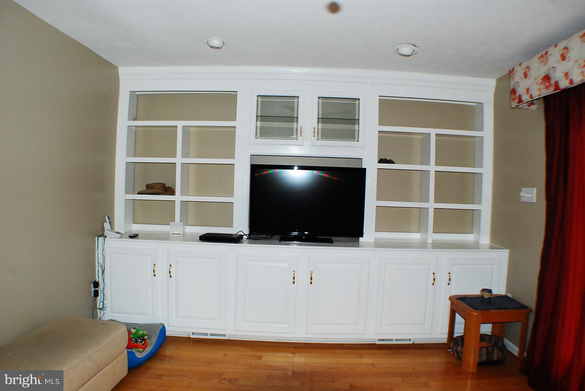 350 Redland Road Cross Junction, VA 22625 - Photo 9 of 30 a living room with a flat screen tv and a window