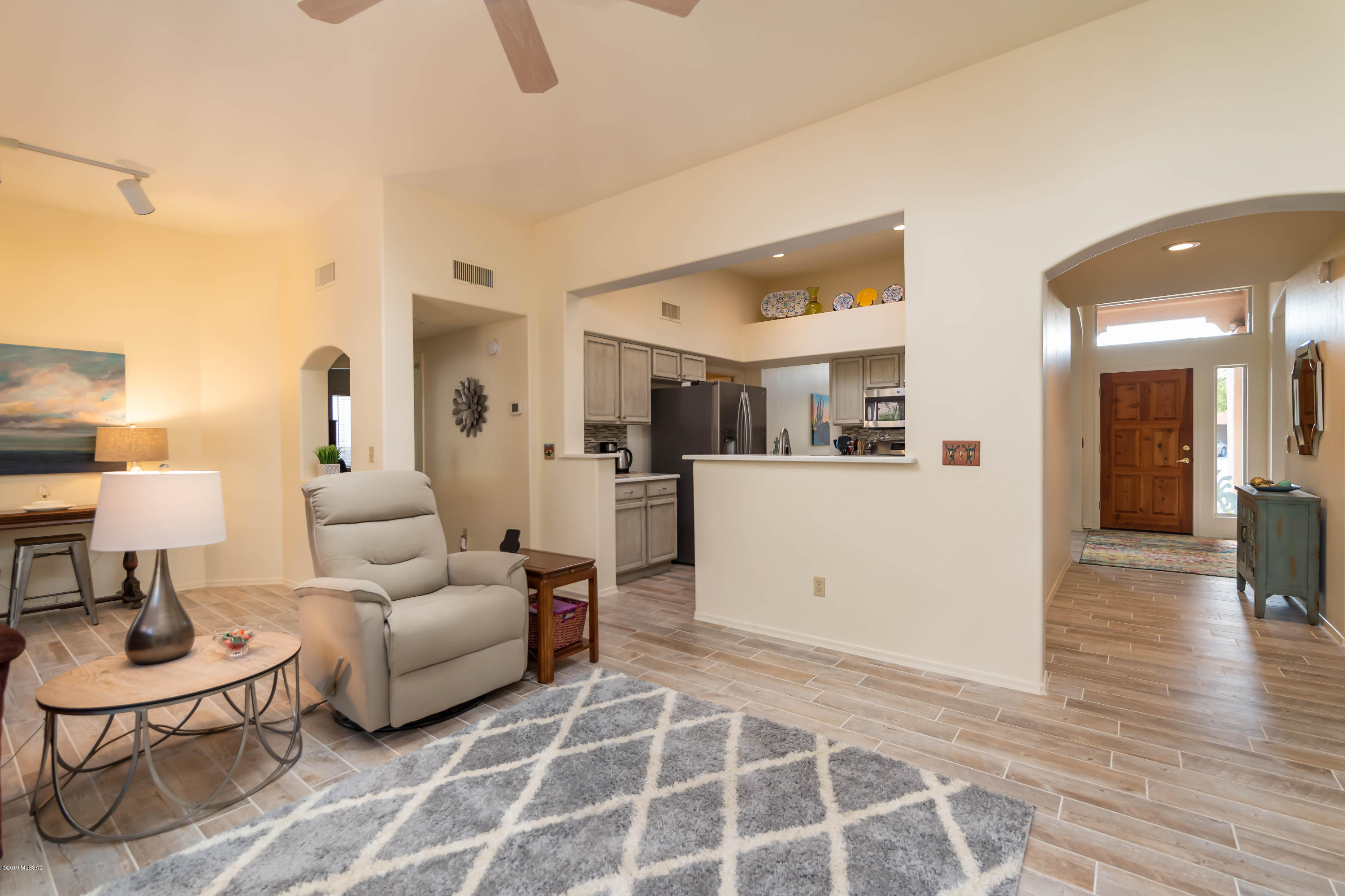 398 Ajax Peak Road Oro Valley, AZ 85737 - Photo 8 of 37