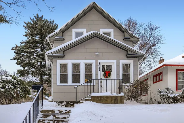 $339,900 | 2624 35th Avenue South, Minneapolis, MN 55406