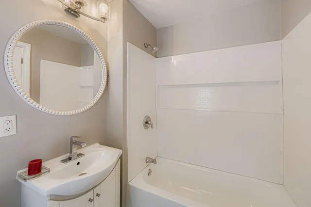 $339,900 | 2624 35th Avenue South, Minneapolis, MN 55406