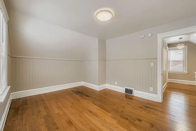 $339,900 | 2624 35th Avenue South, Minneapolis, MN 55406