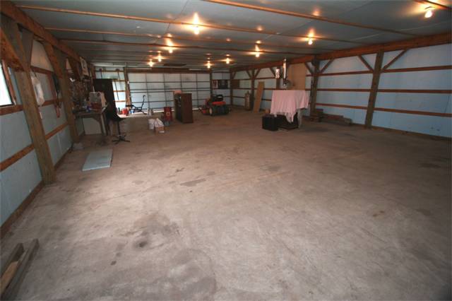 14131 Masters Road Allenton, MI 48002 - Photo 6 of 16 31072424-5.JPG