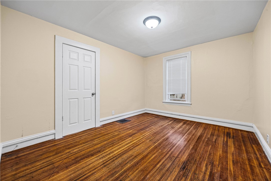 75 Hamilton Street Rochester, NY 14620 - Photo 11 of 12