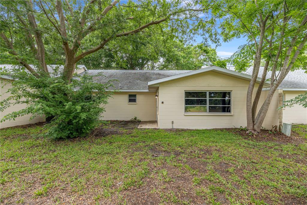 9357 Southwest 82nd Terrace, Unit C Ocala, FL 34481 - Photo 27 of 30