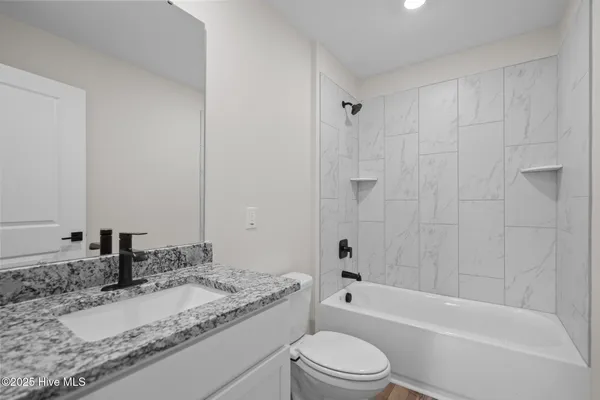$399,900 | 79 Umbrella Palm Drive, Hampstead, NC 28443