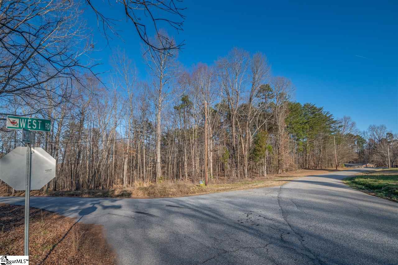 369 West Road Roebuck, SC 29376 - Photo 11 of 32