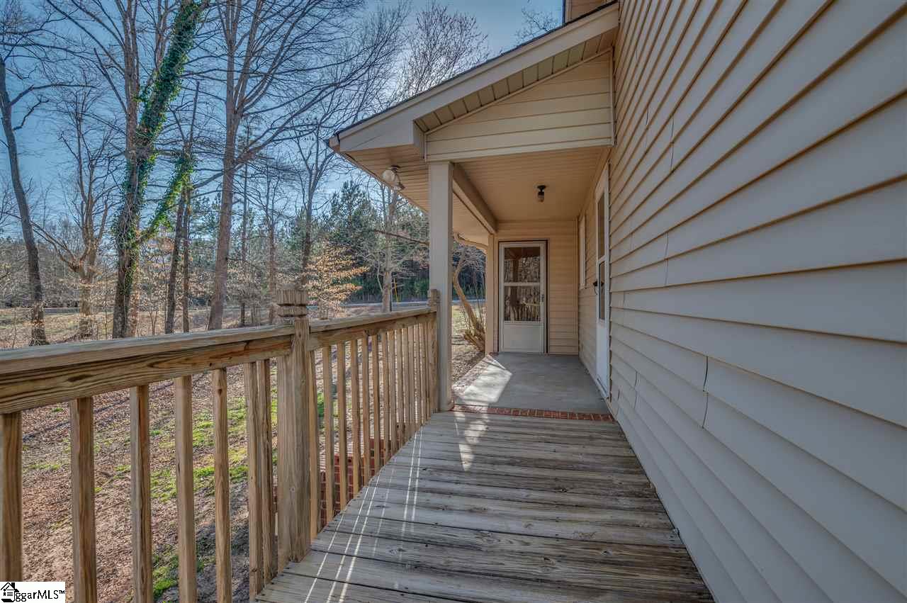 369 West Road Roebuck, SC 29376 - Photo 13 of 32