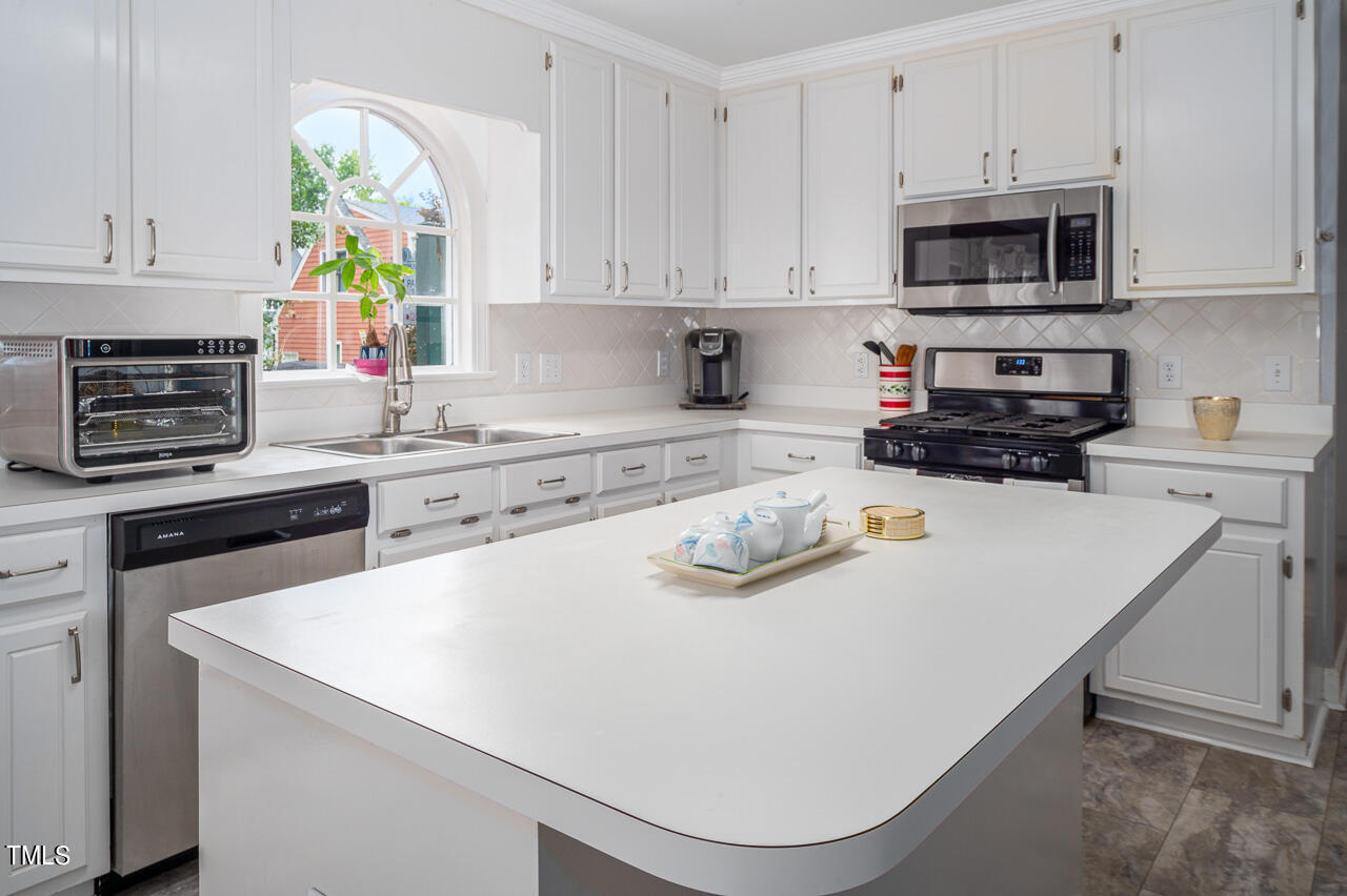 4644 Forest Highland Drive Raleigh, NC 27604 - Photo 12 of 45 4644 Forest Highland Dr-12