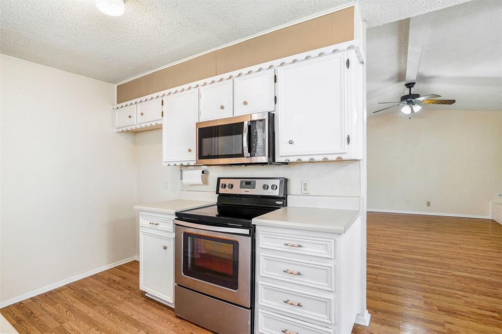 416 Normandy Lane Saginaw, TX 76179 - Photo 13 of 34