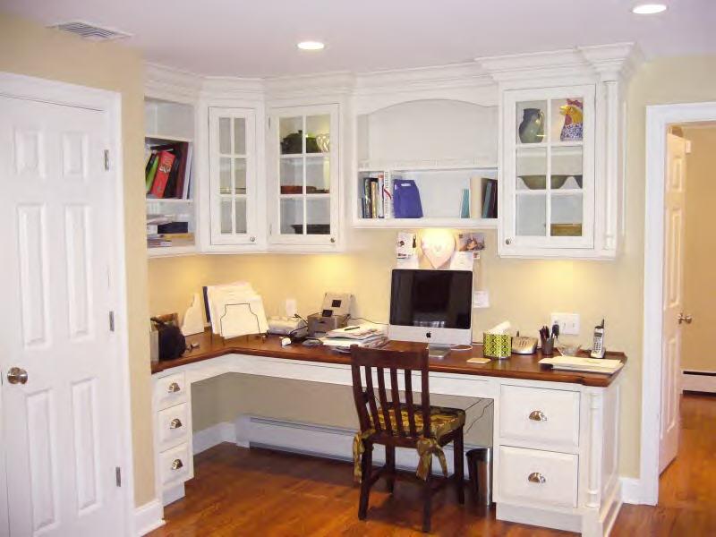 Undisclosed Address New Canaan, CT 06840 - Photo 13 of 14 a view of a dining room with furniture
