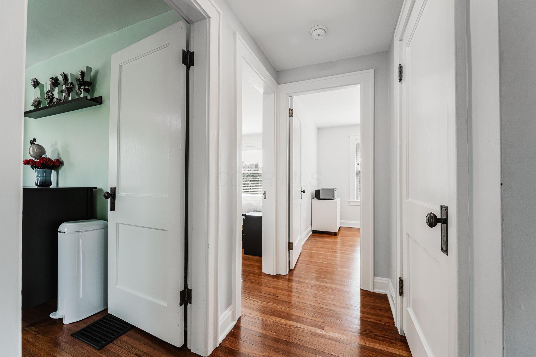 867 Oxley Road Columbus, OH 43212 - Photo 51 of 66 Second Floor Hallway
