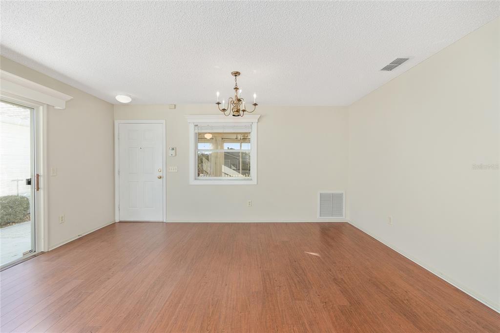 3245 Riverton Road The Villages, FL 32162 - Photo 10 of 38