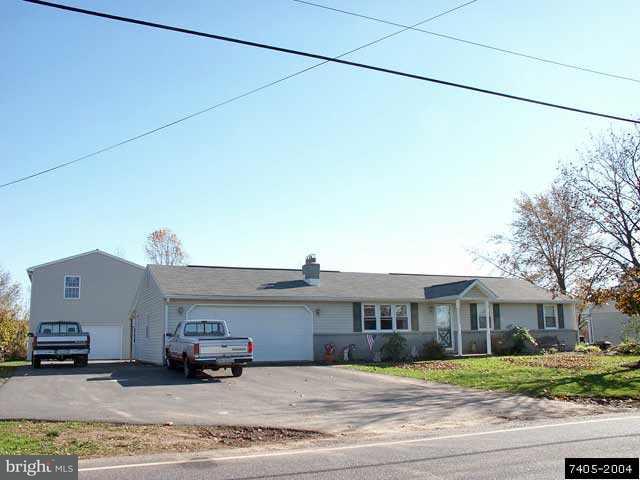 4155 Board Road Manchester, PA 17345 - Photo 1 of 8 Gallery Image 1