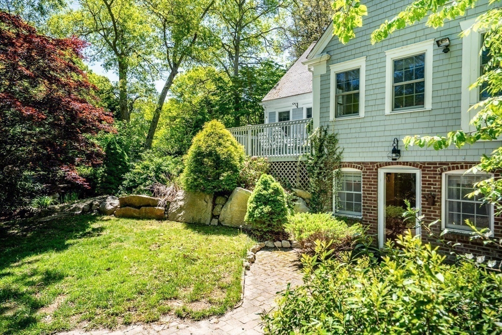 86 Doral Drive Barnstable, MA 02675 - Photo 11 of 42