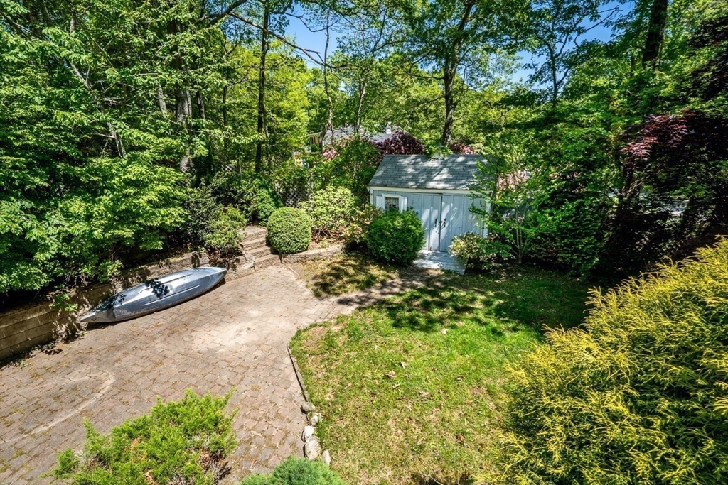 86 Doral Drive Barnstable, MA 02675 - Photo 12 of 42