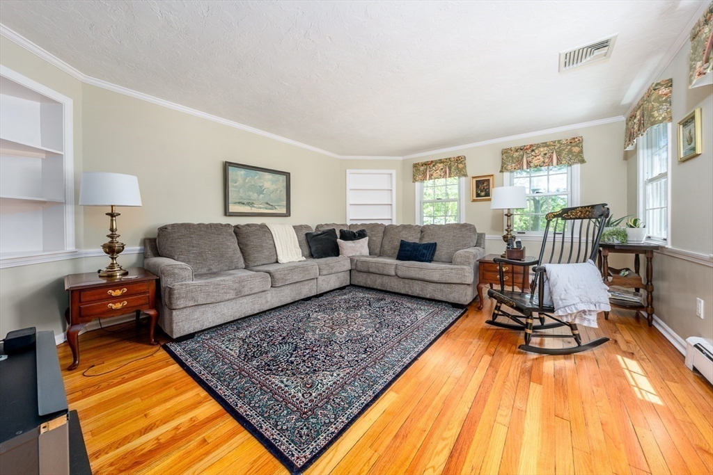 86 Doral Drive Barnstable, MA 02675 - Photo 14 of 42