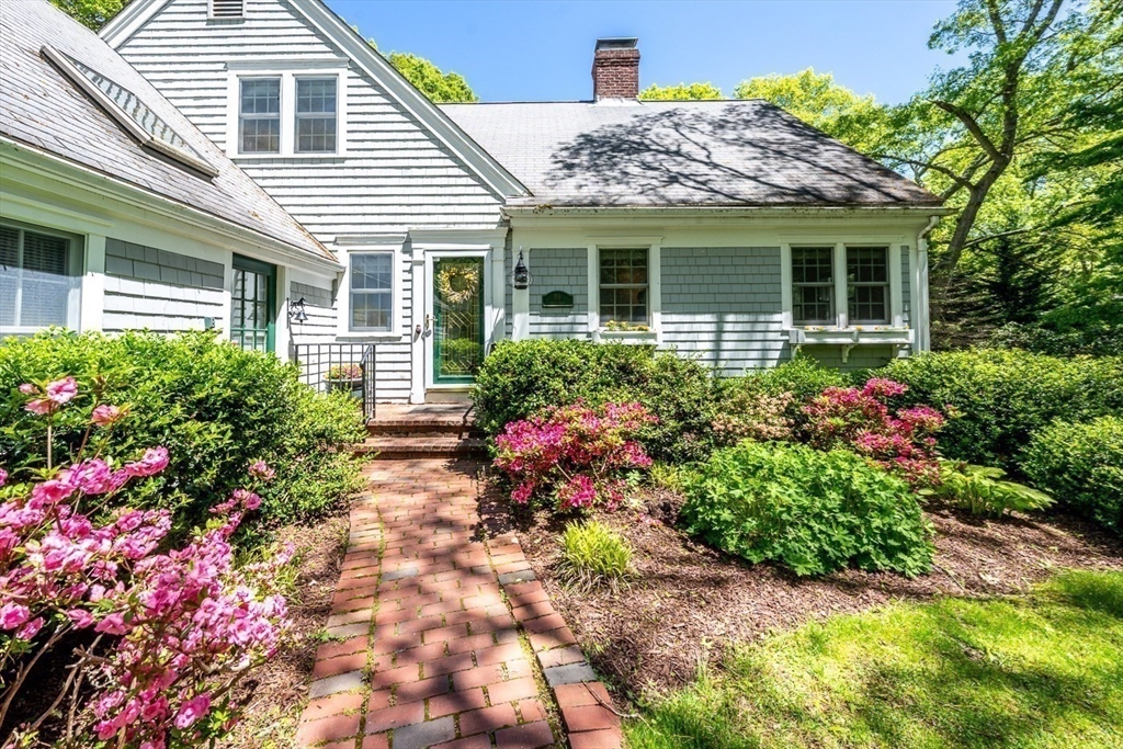 86 Doral Drive Barnstable, MA 02675 - Photo 7 of 42