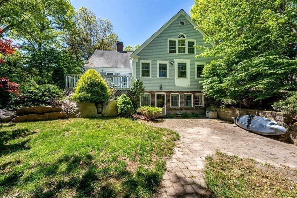 86 Doral Drive Barnstable, MA 02675 - Photo 10 of 42