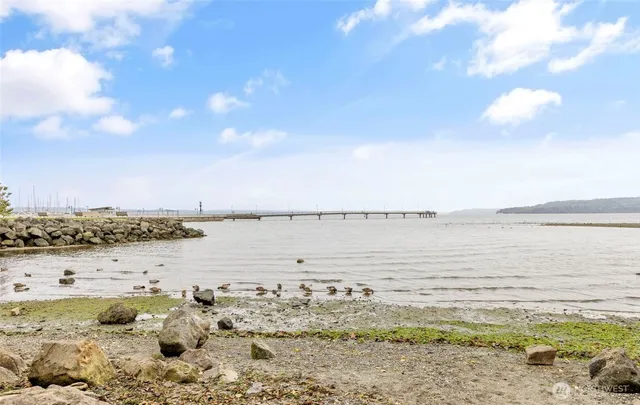 $649,950 | 22315 6th Avenue South, Unit A109, Des Moines, WA 98198