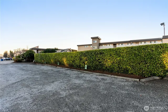 $649,950 | 22315 6th Avenue South, Unit A109, Des Moines, WA 98198